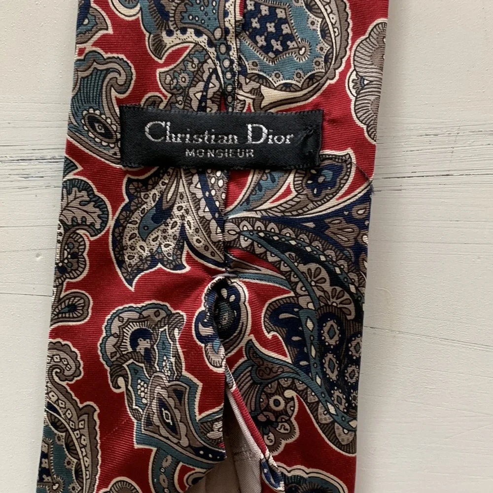 Christian Dior vintage paisley silk tie 🐳 - Picture 2 of 4